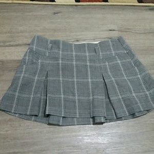 Pleated skirt